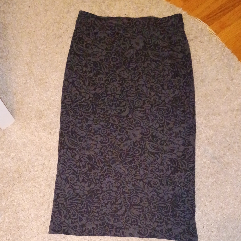 Elegant Black Floral Anthropologie Women's Skirt
